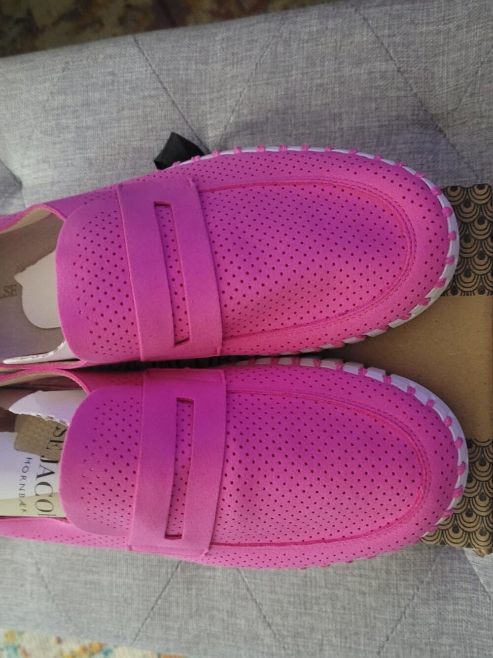 New w/box: Original Iconic Tulip Shoe by Ilse Jacobsen, Pink slid on size 37
